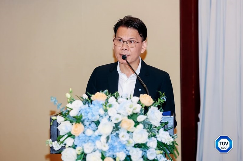 TÜV南德北亚区首席财务官李仲衡发表致辞