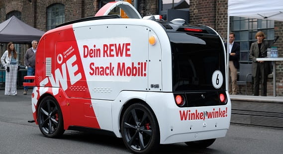 The autonomous driving kiosk REWE Snack Mobil of REWE digital