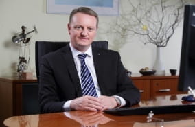 Dr. Jiri Socha