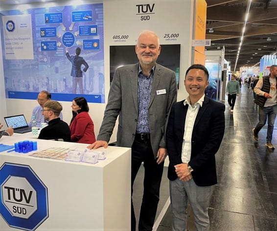 TÜV 南德展位现场