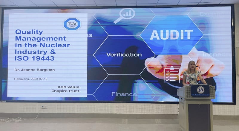 TÜV南德Jeanne Bargsten博士发表演讲