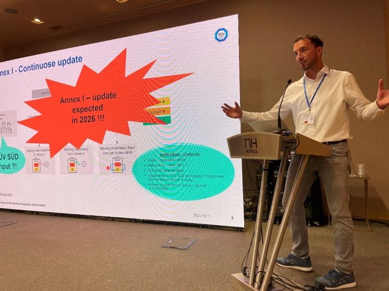 TÜV南德工业机器安全制造峰会合照