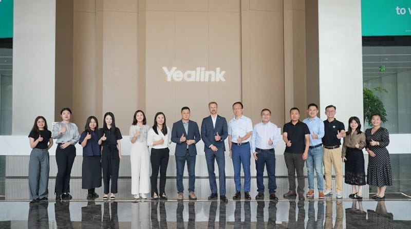 TÜV南德与亿联网络团队合影