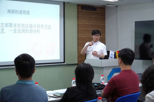 WRAP组织大中华区营运总监Brian Hui现场介绍WRAP标准