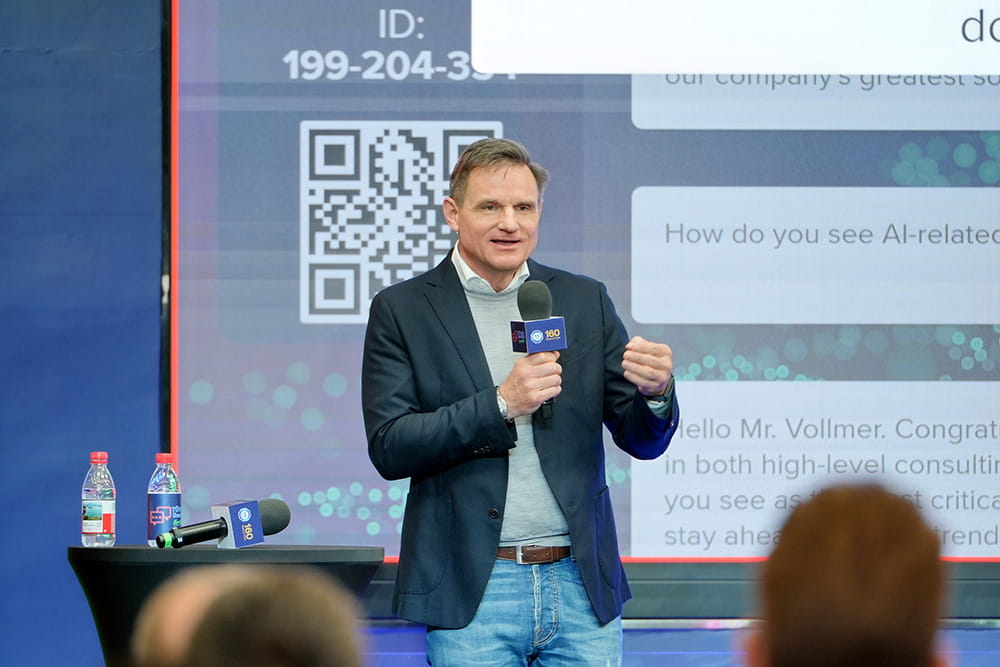 TÜV南德北亚区首席执行官Dirk von Wahl现场致辞